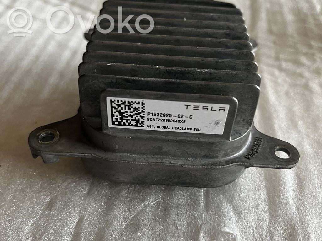 LED ballast control module   P153292502C