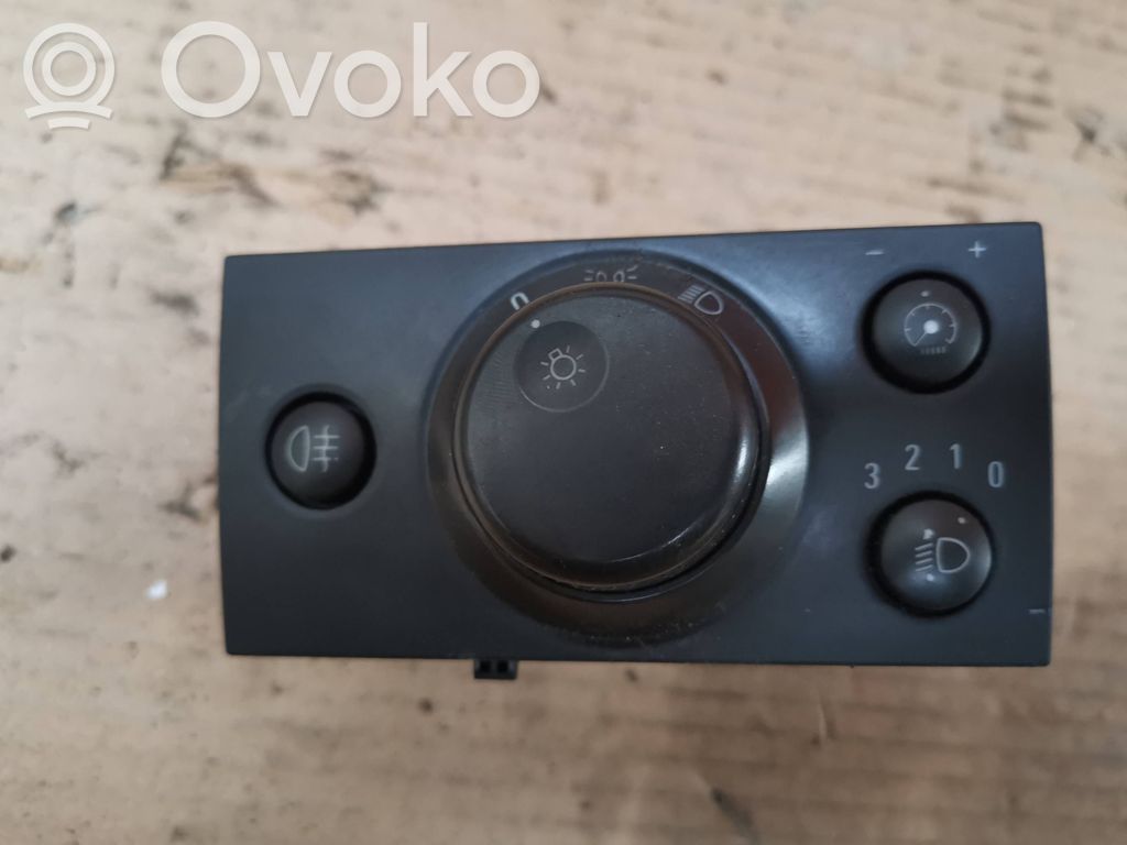 Opel Vectra C Light switch 