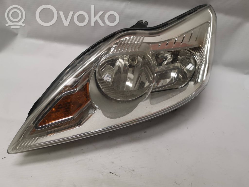 Ford Focus Headlight/headlamp 