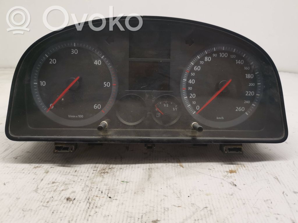 Volkswagen Caddy Spidometras (prietaisų skydelis) 