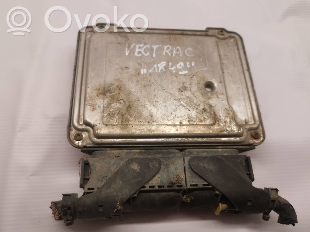 Opel Vectra C Engine control unit/module 