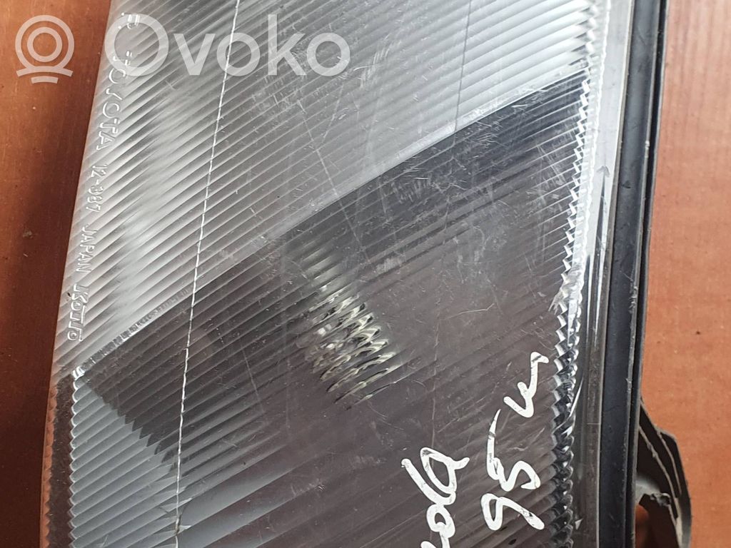 Toyota Corolla E100 Front indicator light 