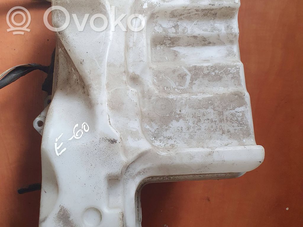 BMW 5 E60 E61 Langų skysčio bakelis 
