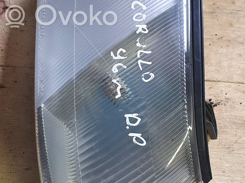 Toyota Corolla E100 Front indicator light 