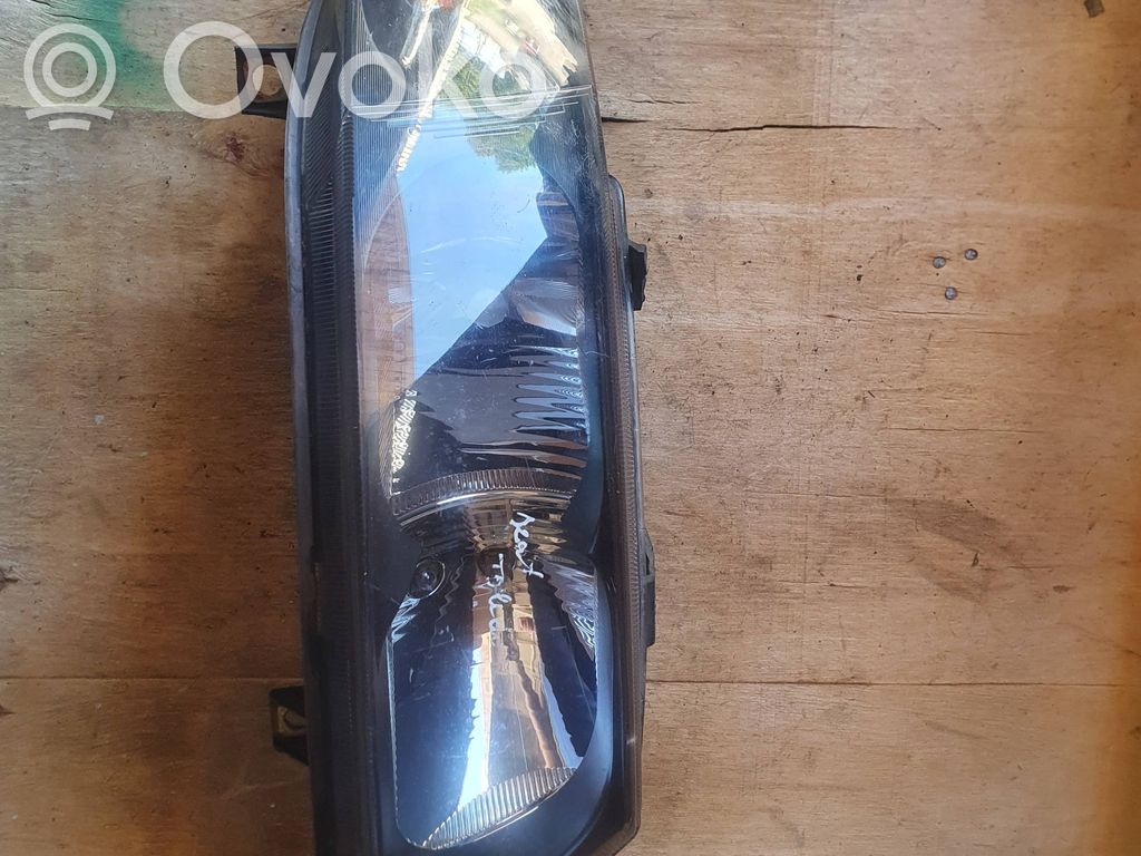Seat Toledo II (1M) Headlight/headlamp 