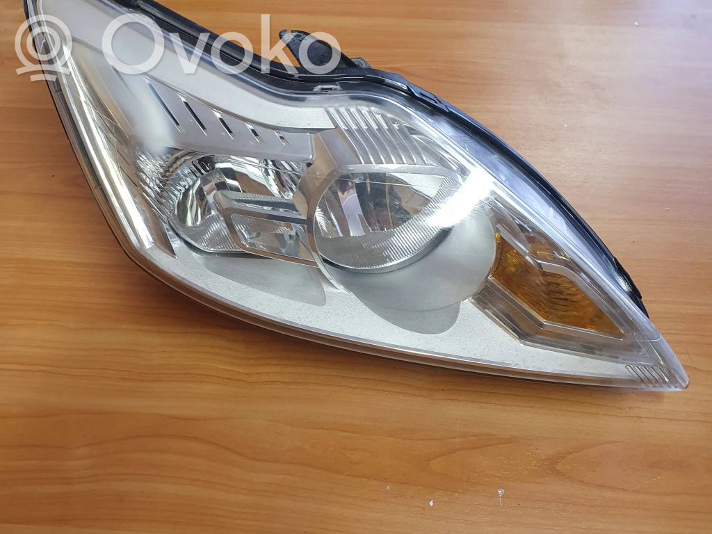 Ford Focus Headlight/headlamp 