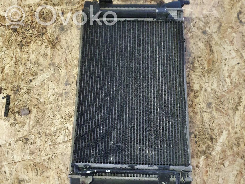Audi A3 S3 8P Coolant radiator 