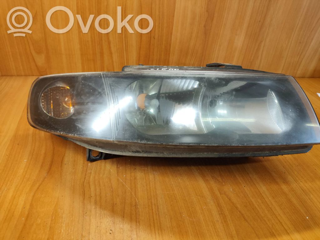 Seat Toledo II (1M) Headlight/headlamp 