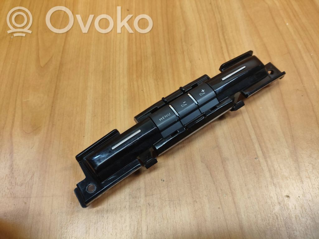 Citroen C3 Radio/GPS head unit trim 