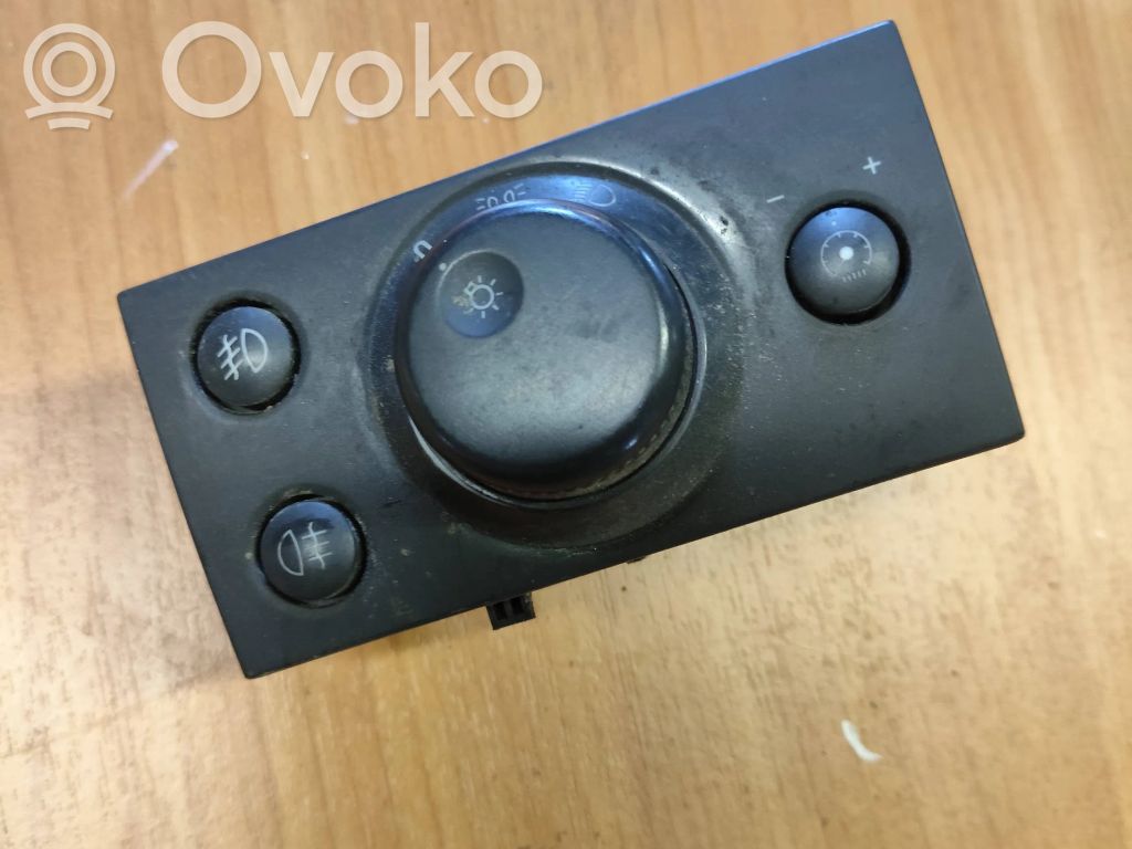 Opel Vectra C Lukturu slēdzis 