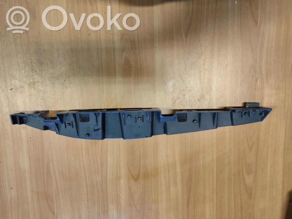 BMW i3 Laikiklis sparno 