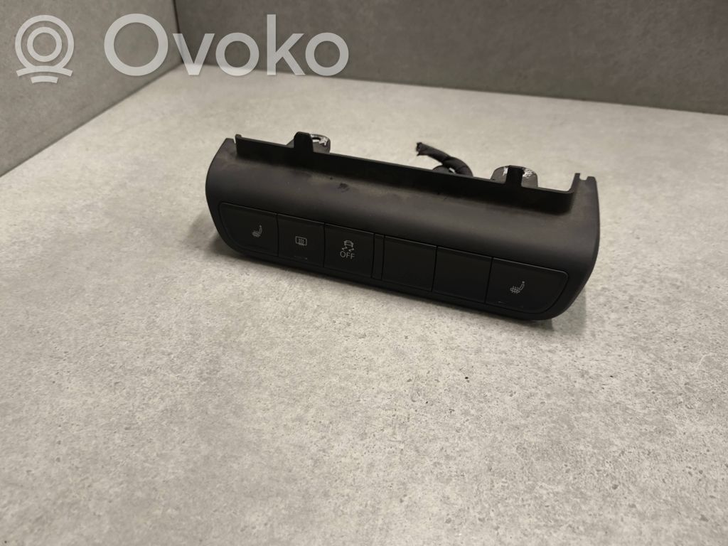 Audi A1 Seat heating switch 