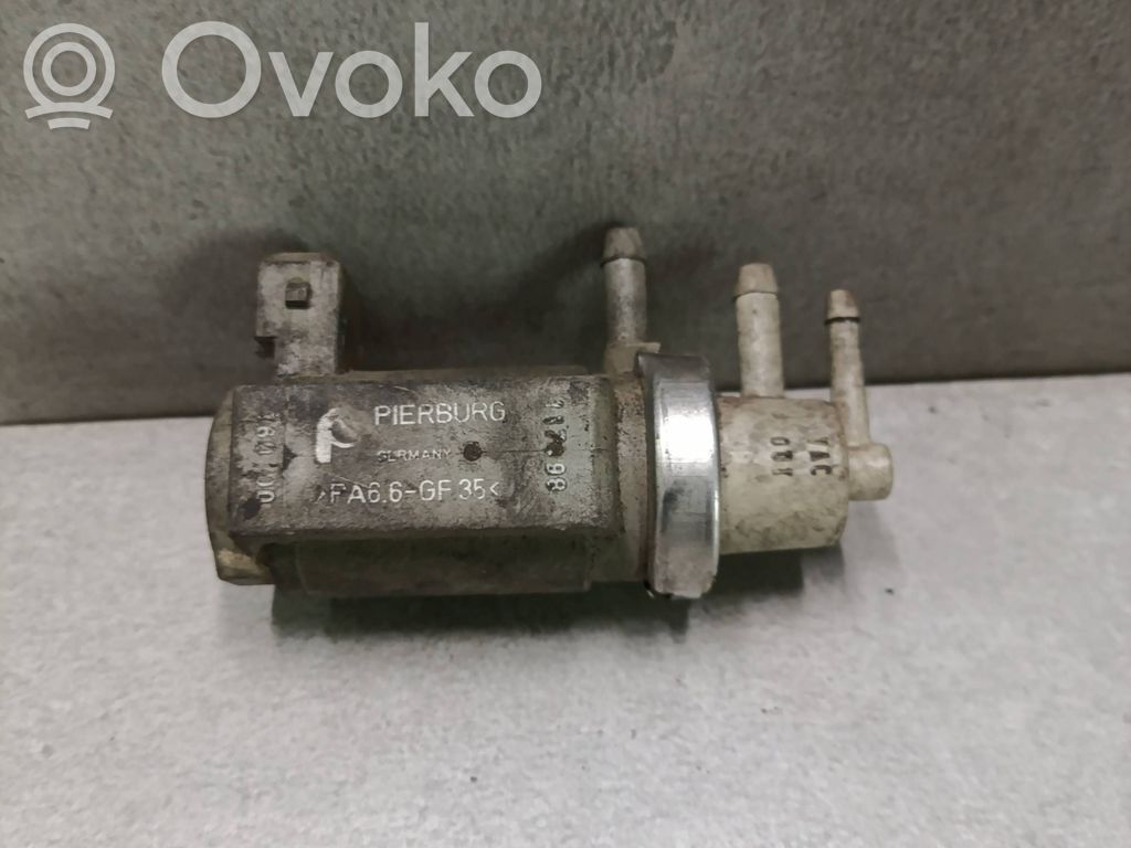 Audi A4 S4 B6 8E 8H Zawór podciśnienia / Elektrozawór turbiny 