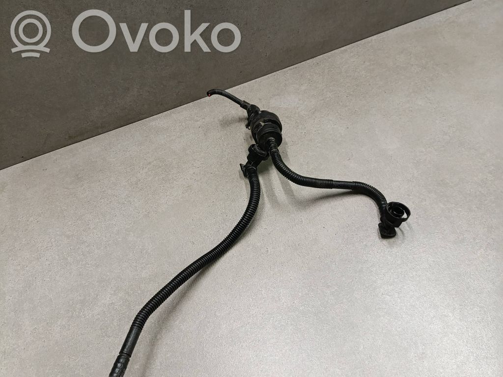 BMW 1 E81 E87 Degalų bako vožtuvas 