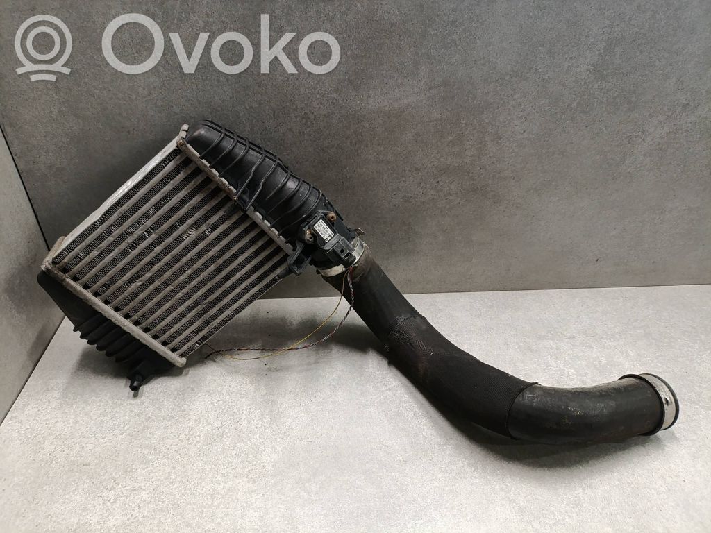 Audi A6 S6 C6 4F Chłodnica powietrza doładowującego / Intercooler 