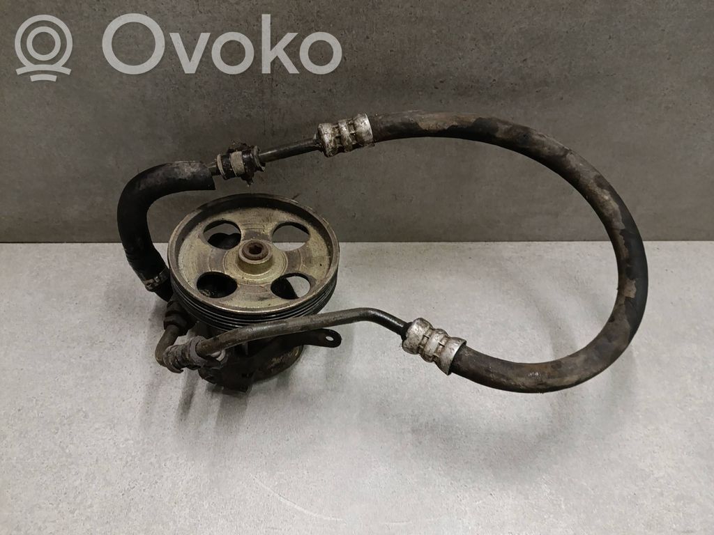 Citroen Xsara Picasso Power steering pump 