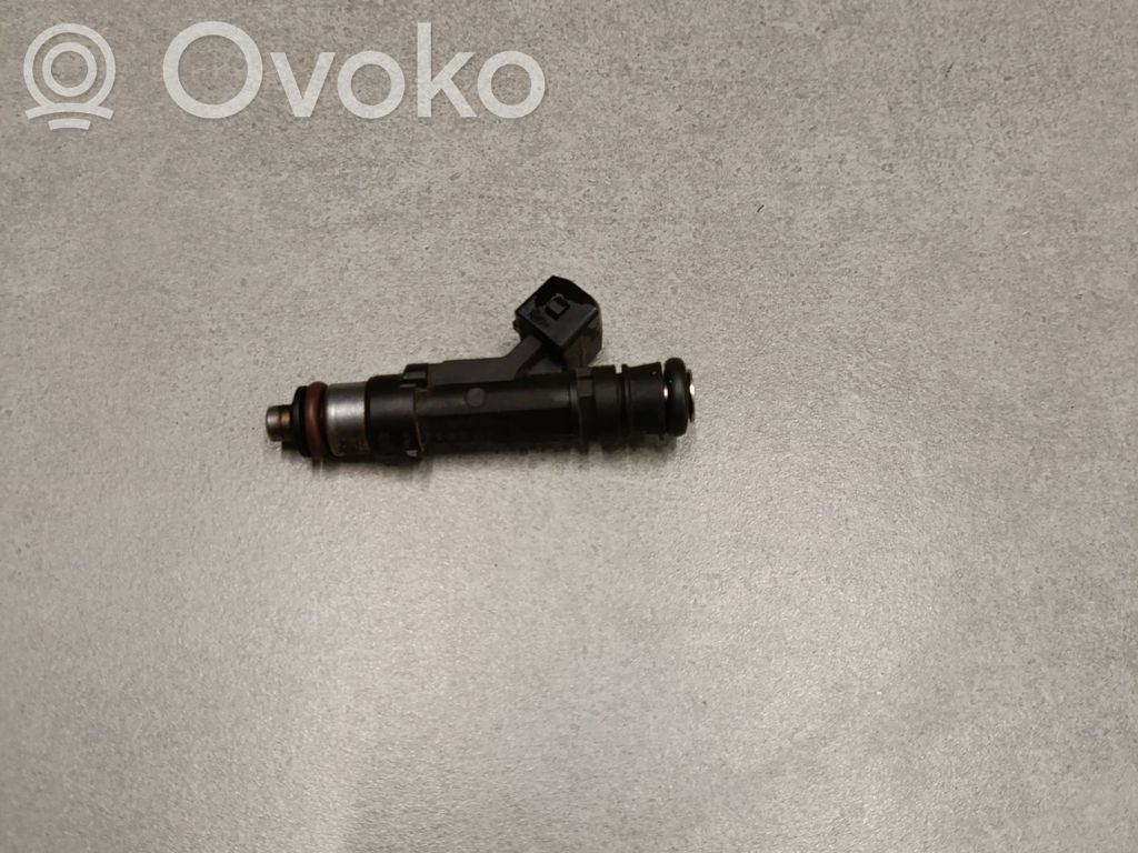 Opel Astra H Fuel injector 