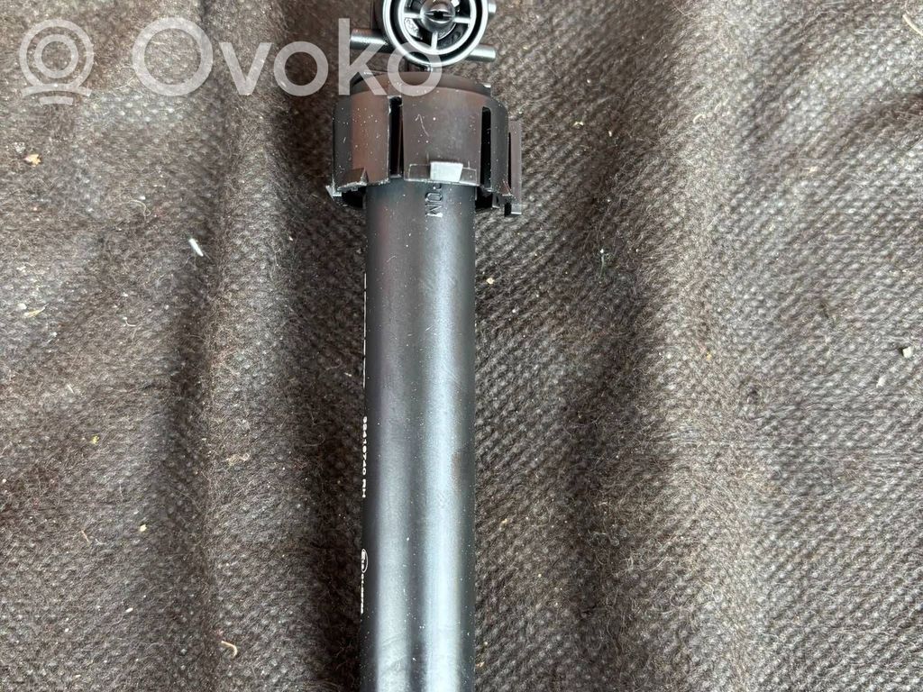 Volvo V60 Dysza spryskiwacza lampy przedniej 