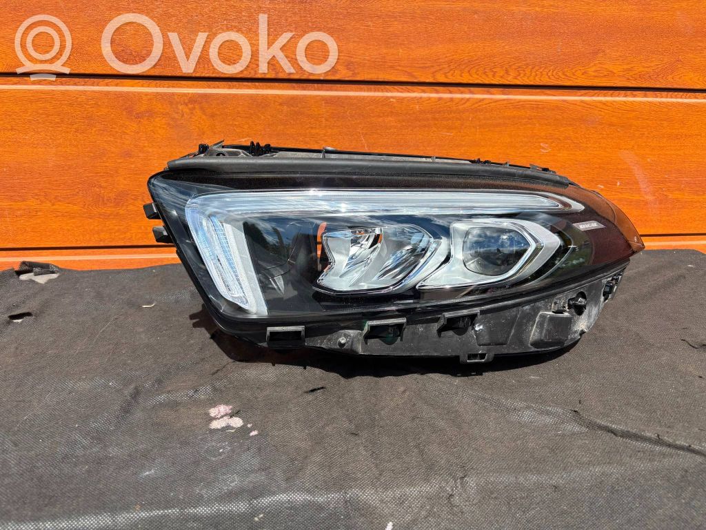 Mercedes-Benz A W177 Lampa przednia 