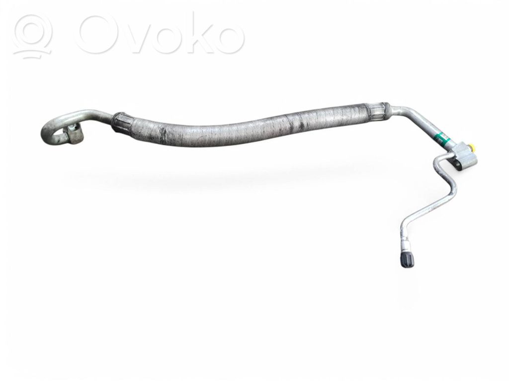 Ilmastointilaitteen putki (A/C)   3400401