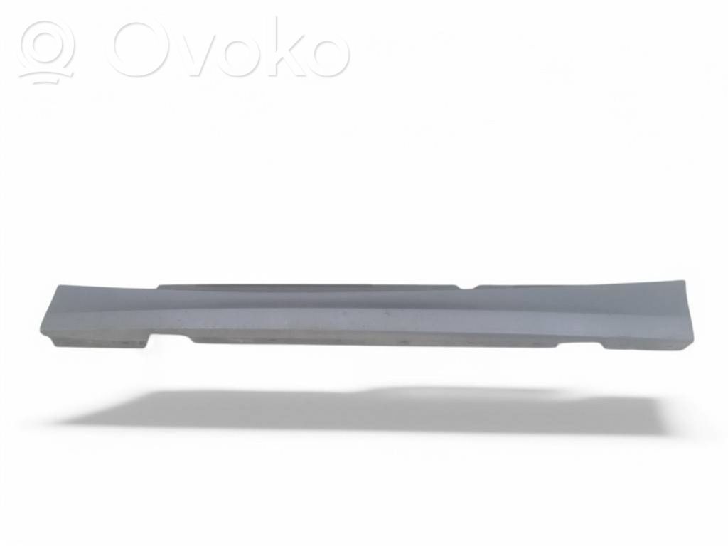 Sliekšņa daļa