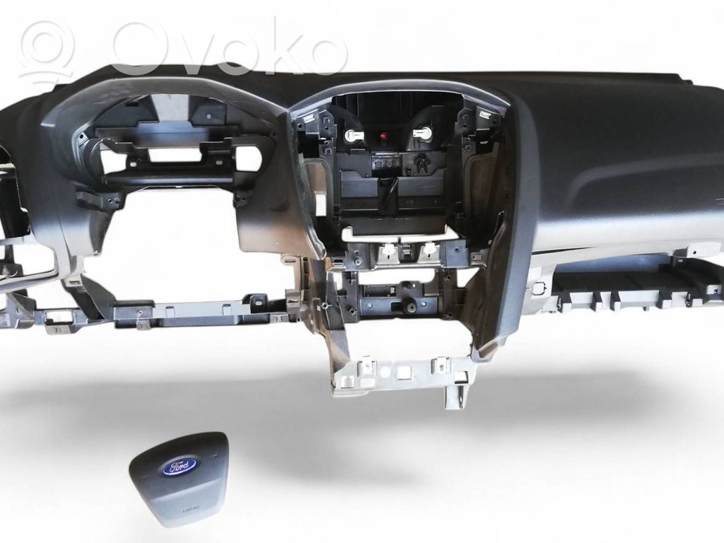 Airbag set with panel