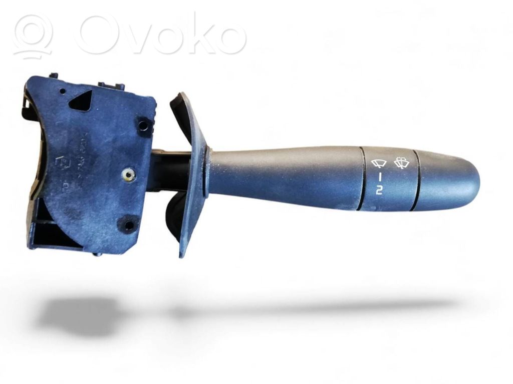 Dacia Logan I Wiper turn signal indicator stalk/switch 