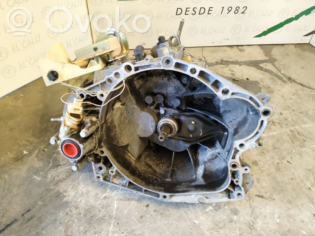 Peugeot 307 Mechaninė 5 pavarų dėžė 