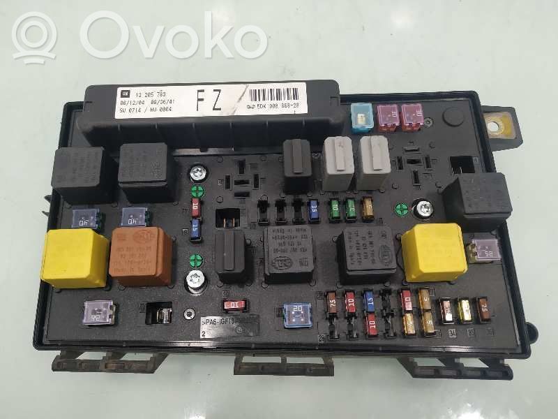Módulo de fusible   13205783,5DK00866828