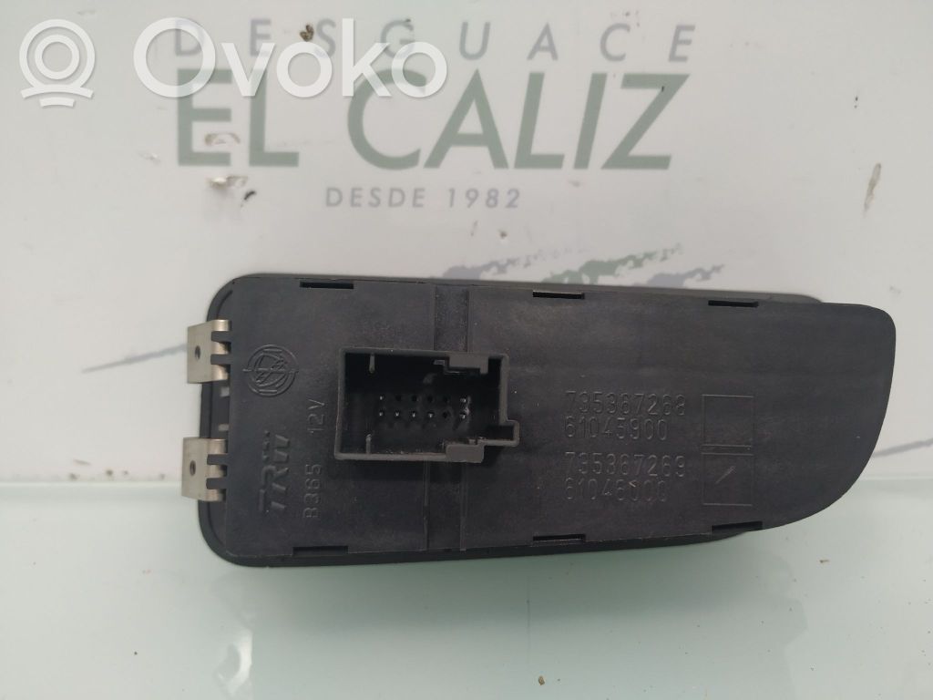 Fiat Punto Evo Daudzfunkciju vadības slēdzis / poga 