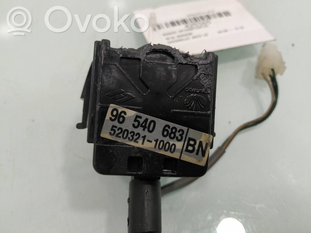 Chevrolet Aveo Palanca de intermitentes 