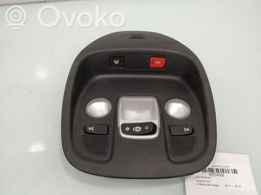 Citroen DS4 Front seat light 