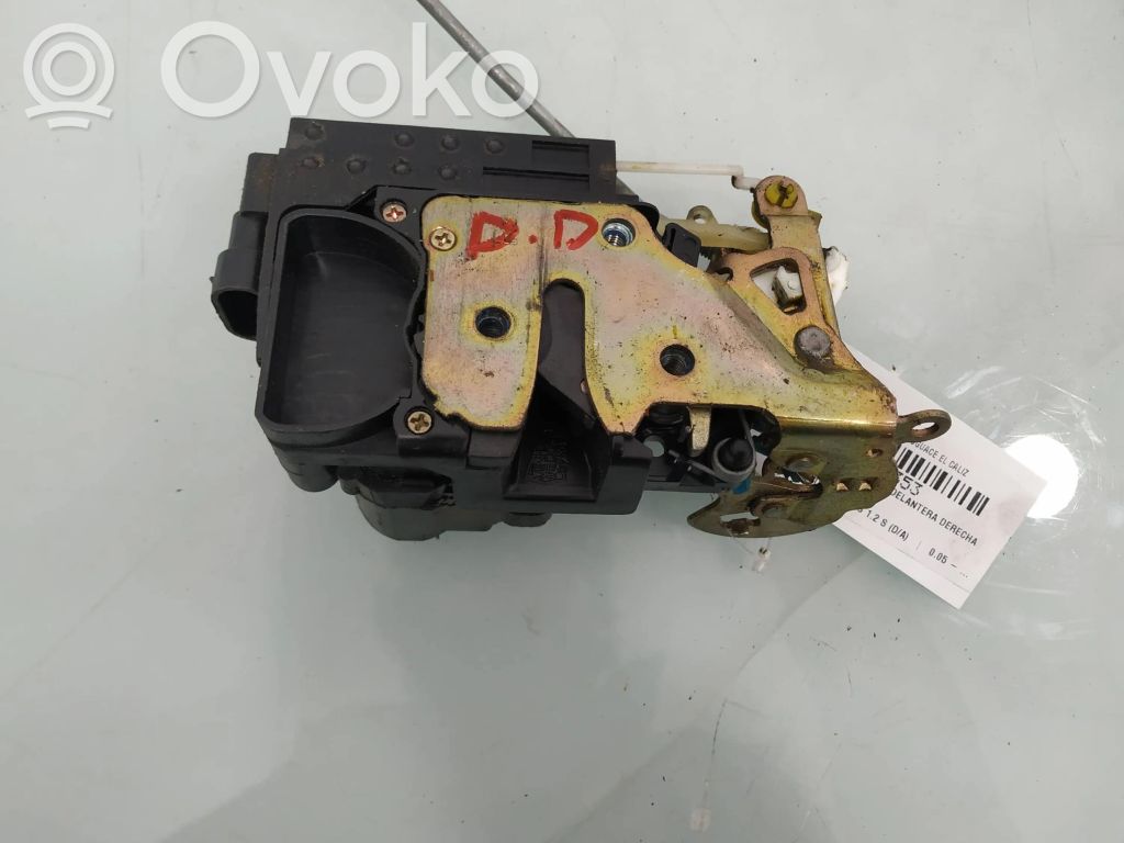 Etuoven lukko