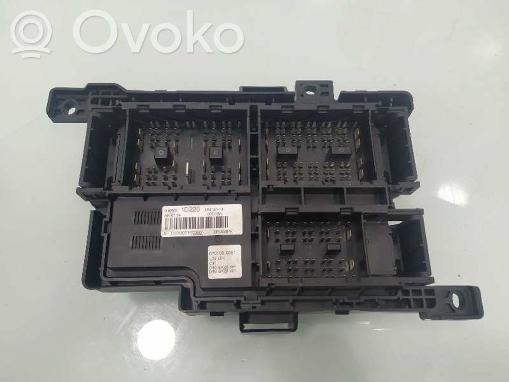 KIA Carens II Modul siguranțe 