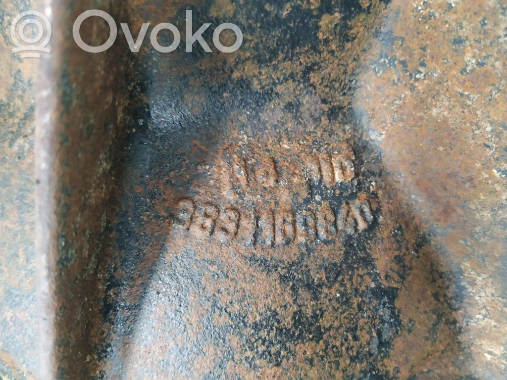 Nissan Terrano Takatasauspyörästö 