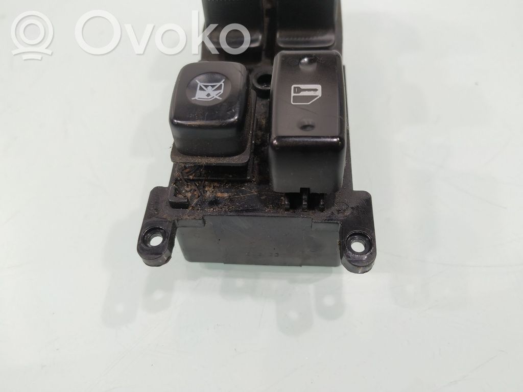 KIA Rio Interruptor del elevalunas eléctrico 