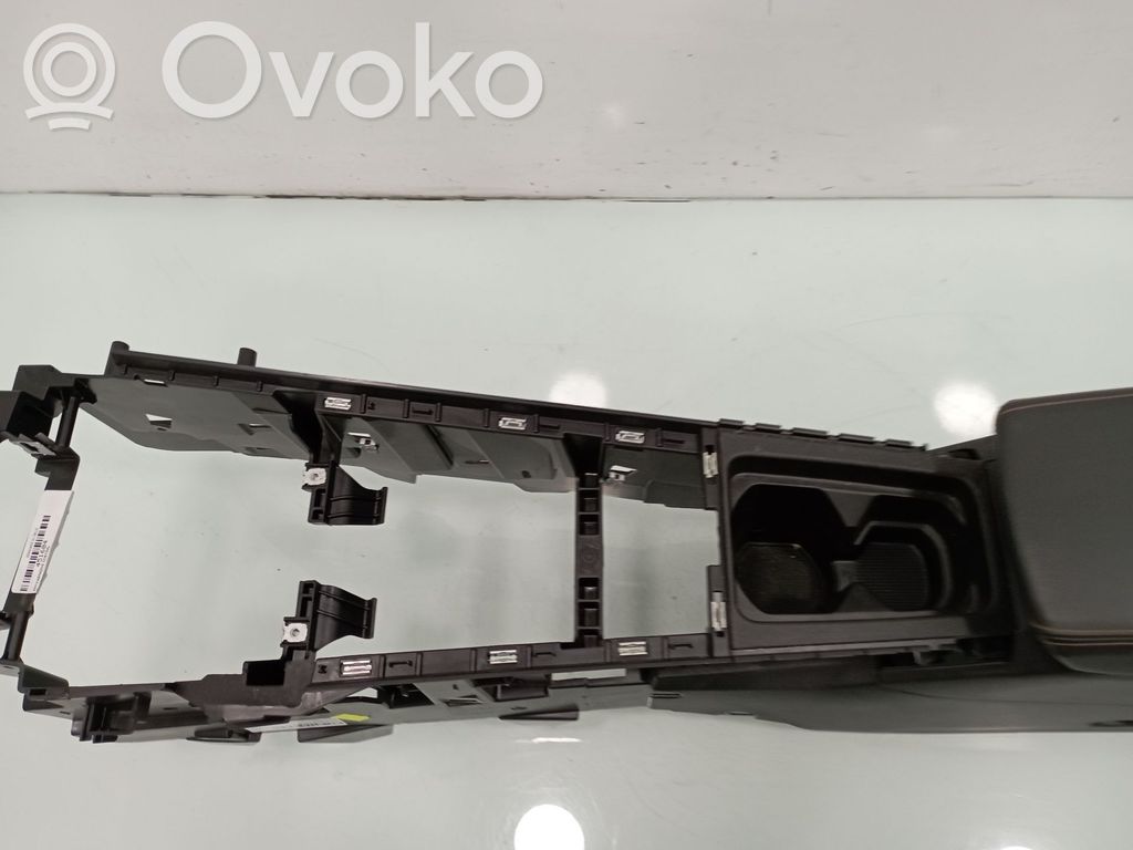 Cupra Formentor Elkoņa balsts 