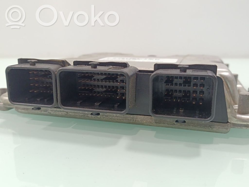 Peugeot 607 Engine control unit/module 