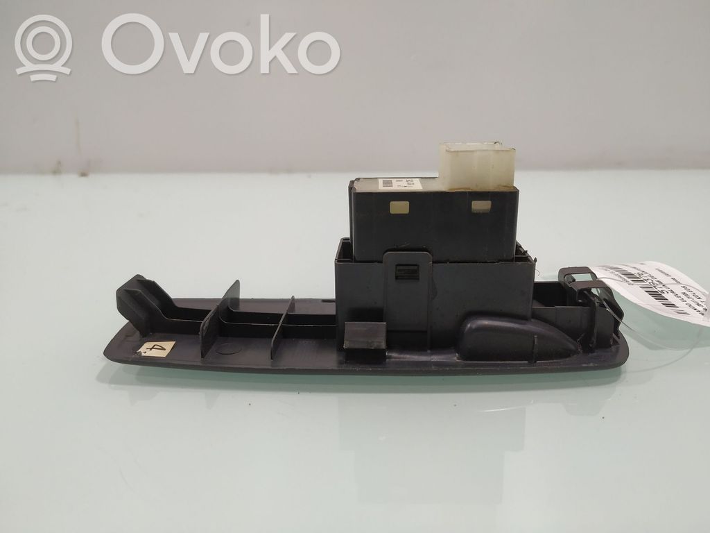 Interruptor del elevalunas eléctrico   25411JY00A
