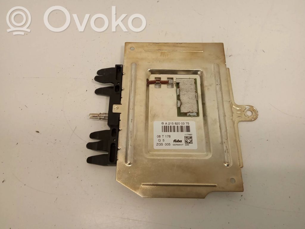 Mercedes-Benz CLK A209 C209 GPS-pystyantenni 