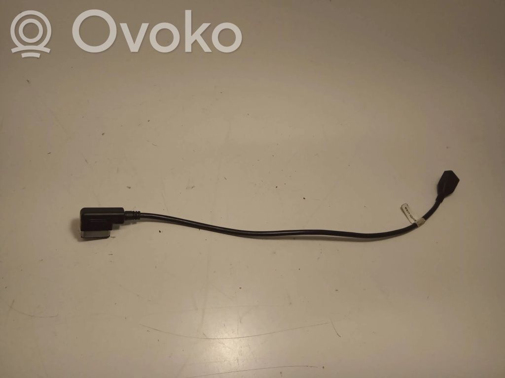 USB socket connector