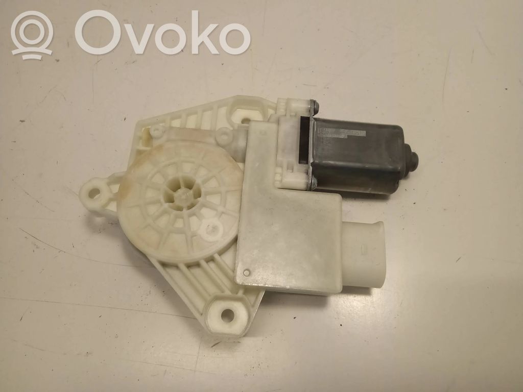 BMW 5 G30 G31 G38 Silnik regulatora szyby drzwi przednich 