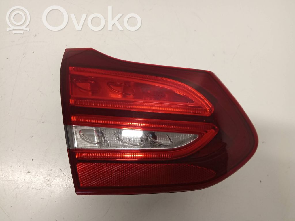 Mercedes-Benz C W205 Lampy tylnej klapy bagażnika 