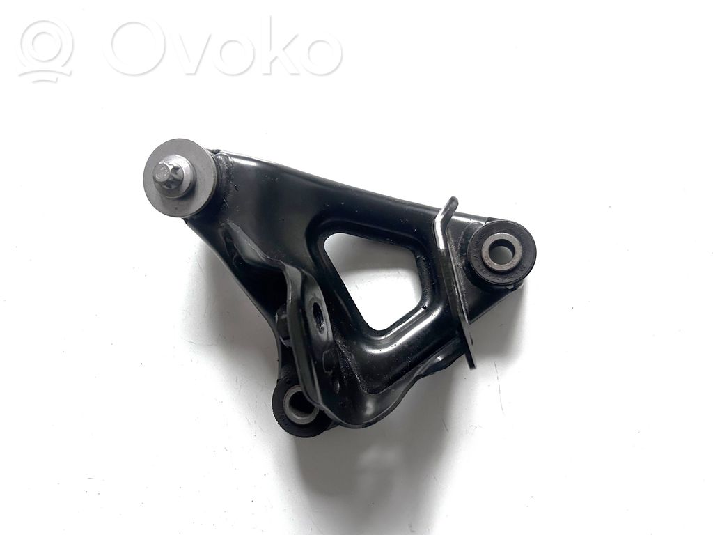 Tesla Model Y Engine mounting bracket 