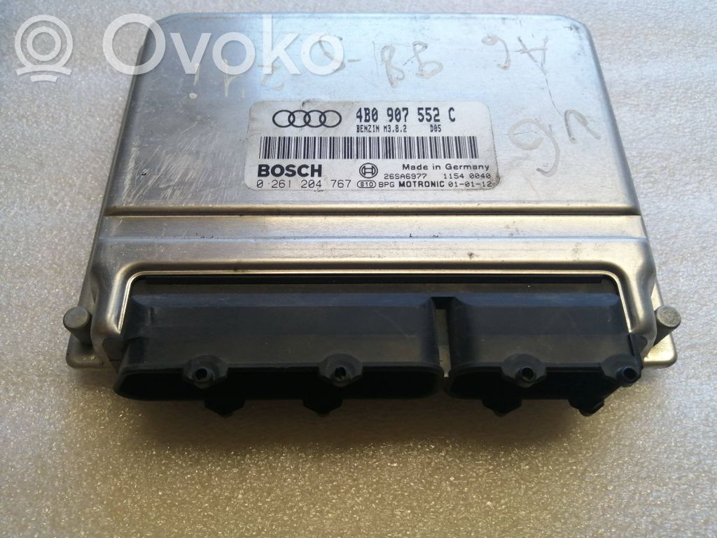 Engine control unit/module   4B0907552C,26SA6977,0261204767