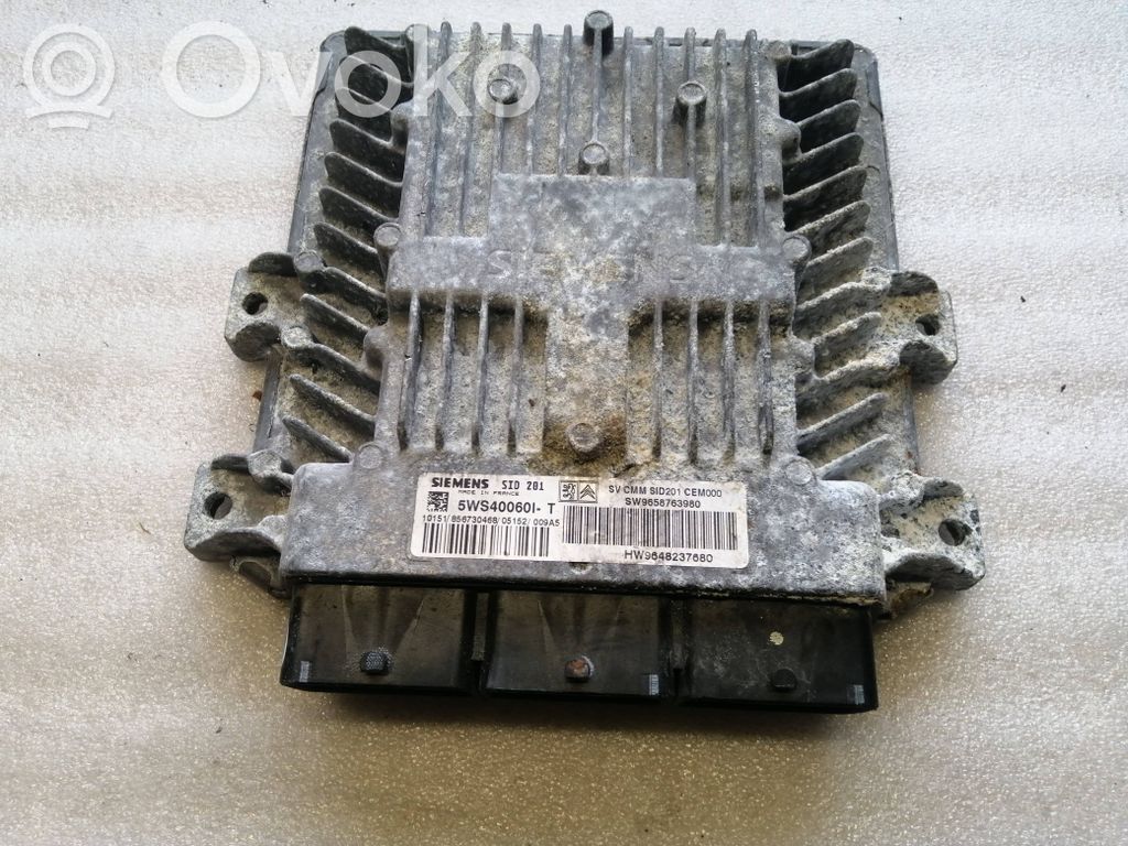 Peugeot 607 Engine control unit/module 