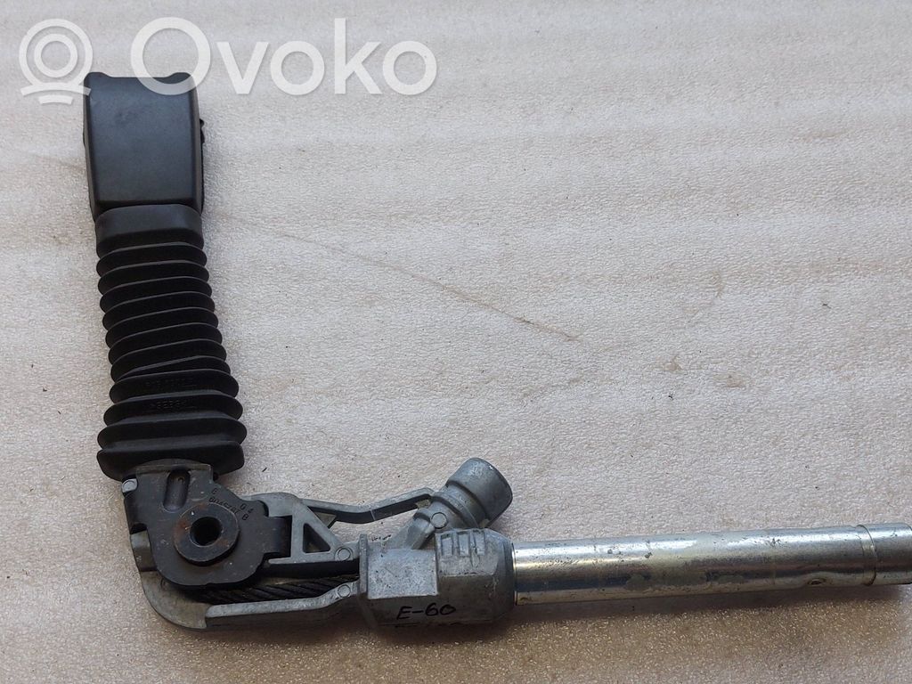 BMW 5 E60 E61 Front seatbelt buckle 