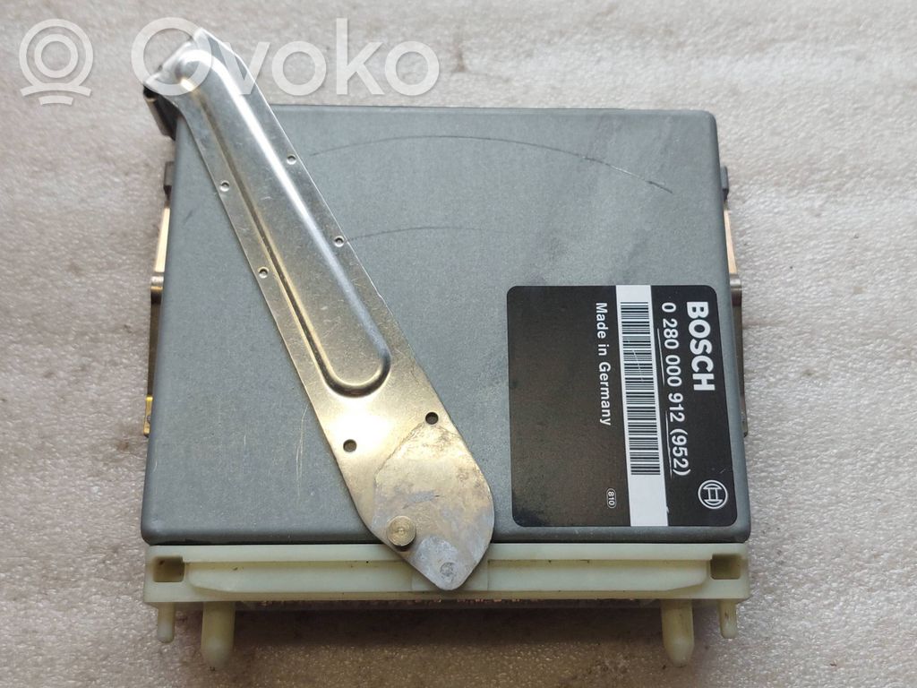 Volvo 850 Engine control unit/module 