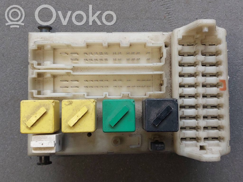 Ford Mondeo MK I Boîte à fusibles 