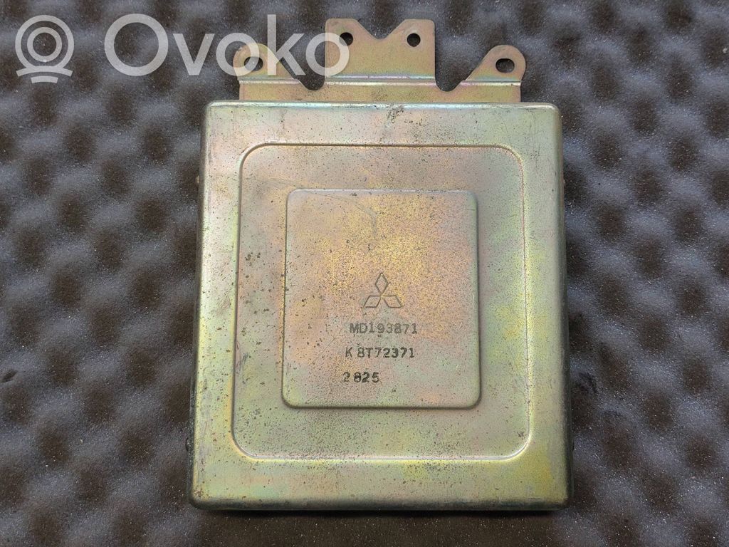 Engine control unit/module   MD193871,K8T72371,2825